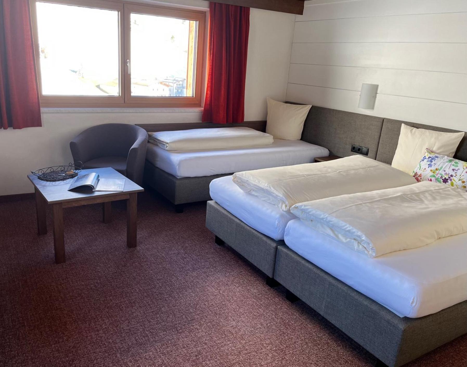 Nonas B&B Galtur Bagian luar foto