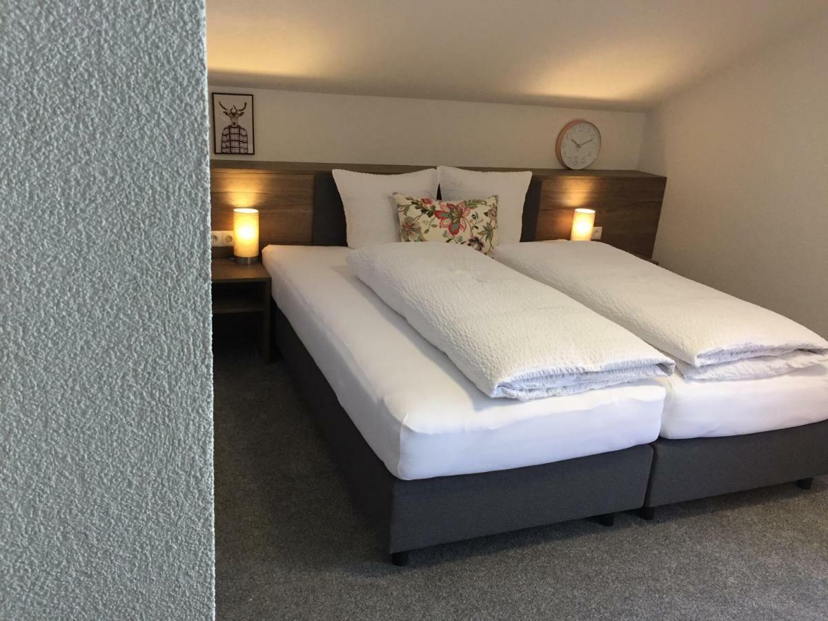Nonas B&B Galtur Bagian luar foto