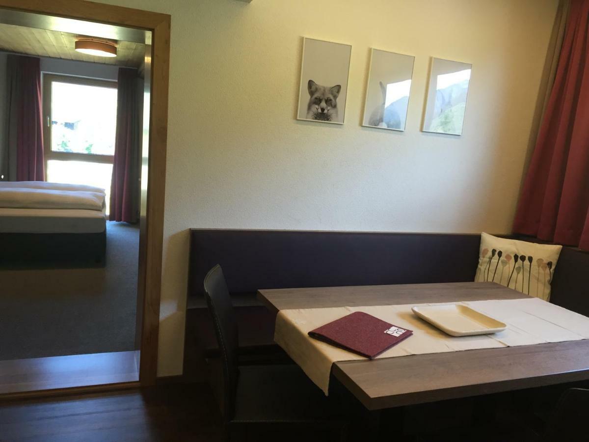 Nonas B&B Galtur Bagian luar foto